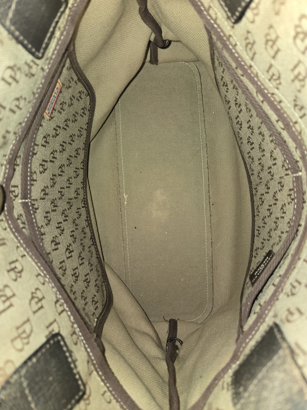 Dooney & Bourke Large Beige Monogram Shoulder Bag with Dark Brown Leather Trim - Picture 11 of 15